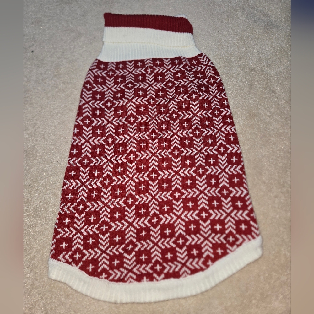 Wondershop L Red and White Patterned Dog Sweater NEW